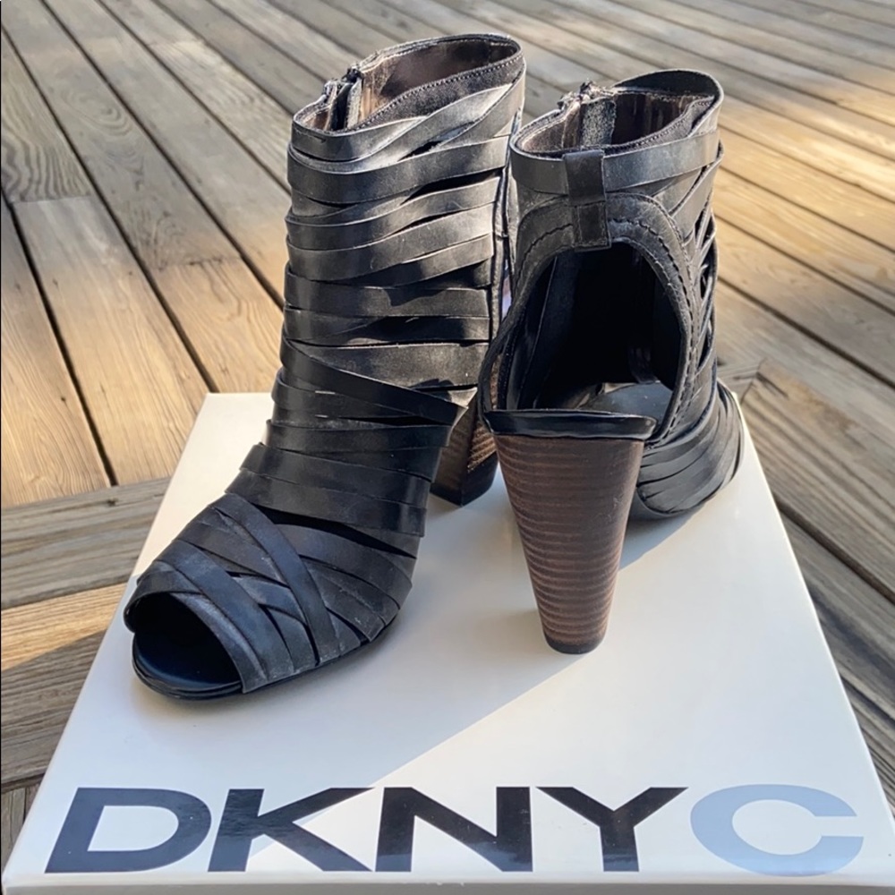 DKNY Shoe boots